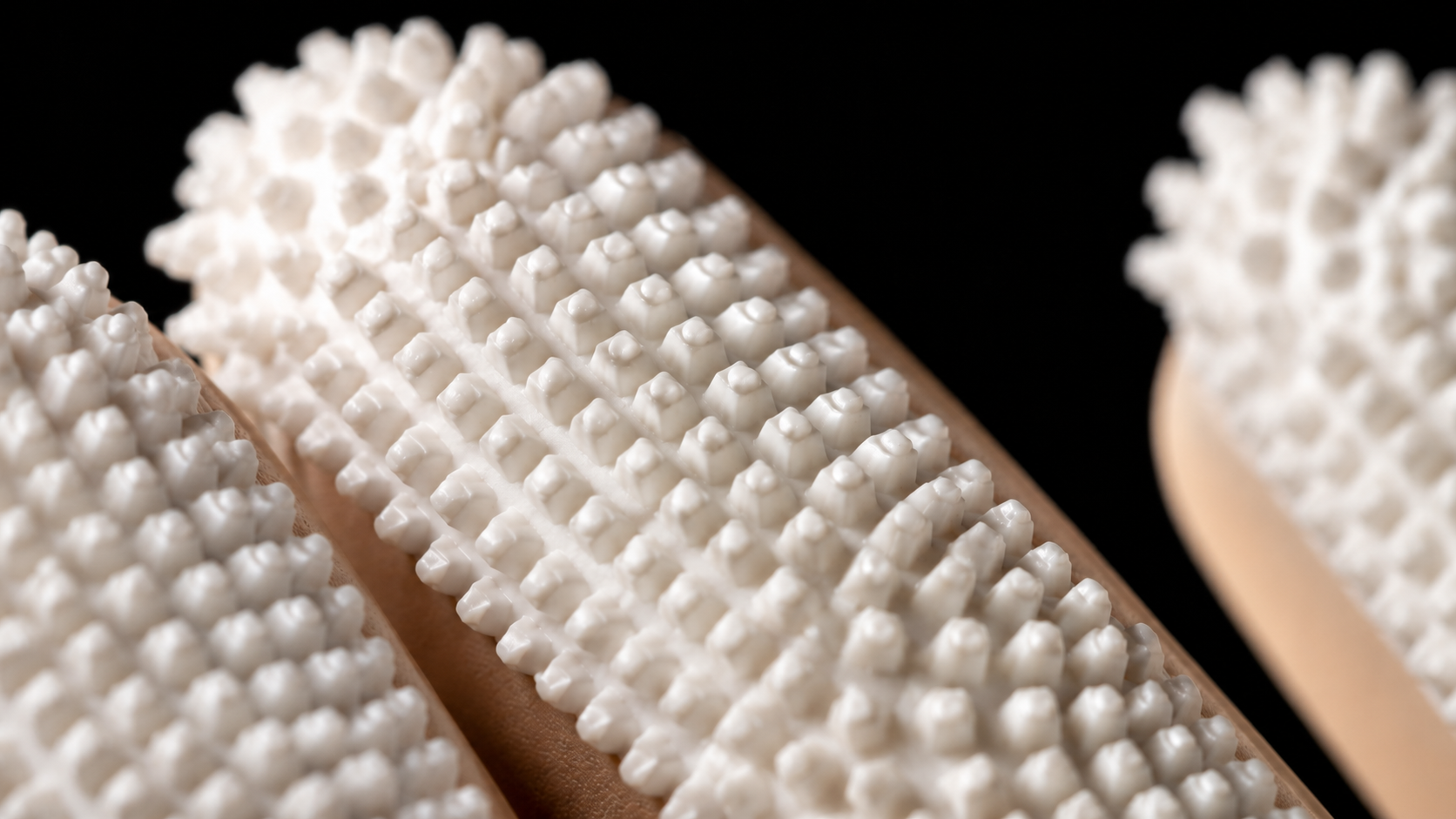 SkinGo — bristle texture macro